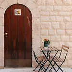 Casa Di Flora Tipico