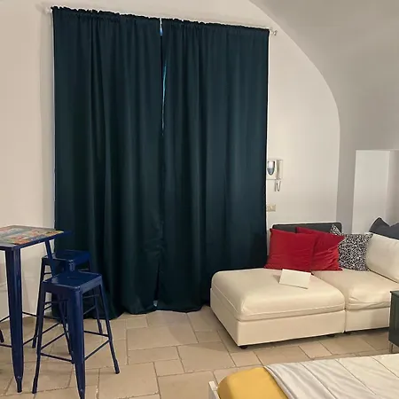 Casa Di Flora Tipico * Bari