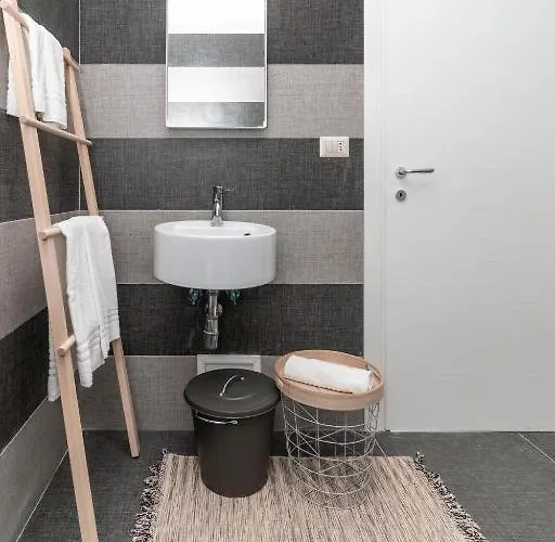 Casa Di Flora Tipico 3* Bari